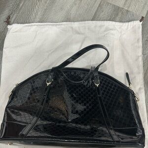 GUCCI Elegant Black Designer Handbag